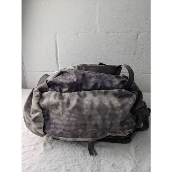 Lululemon Wanderlust Rucksack in Rare Snowy Owl Print Backpack - Picture 4 of 16
